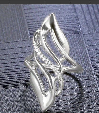 Exaggerated Curve Women's Tail Gold Fashion Unique Ring