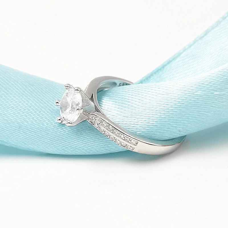 Women's Simple Fashion Personality Six-claw Ring